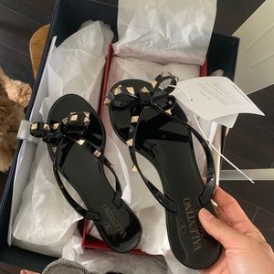 Valentino Rockstud bow jelly thong sandals